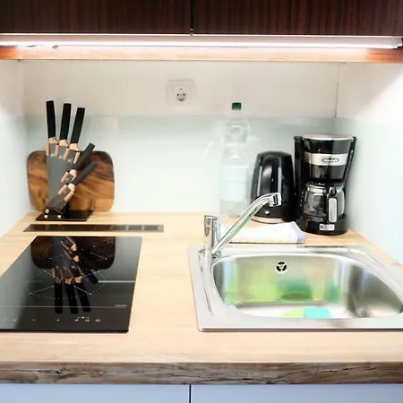 Apartamento Newly Renovated In The Center Of