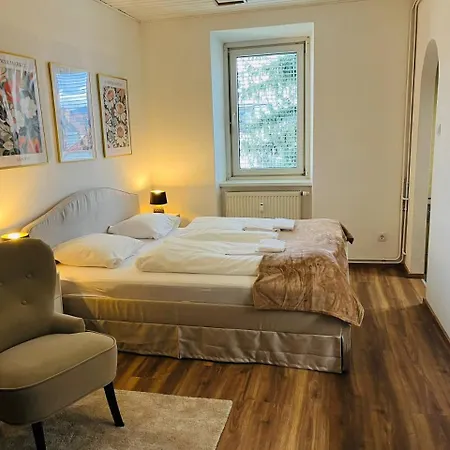 Noor - Compact - Free Parking & Near Messe Apartman *